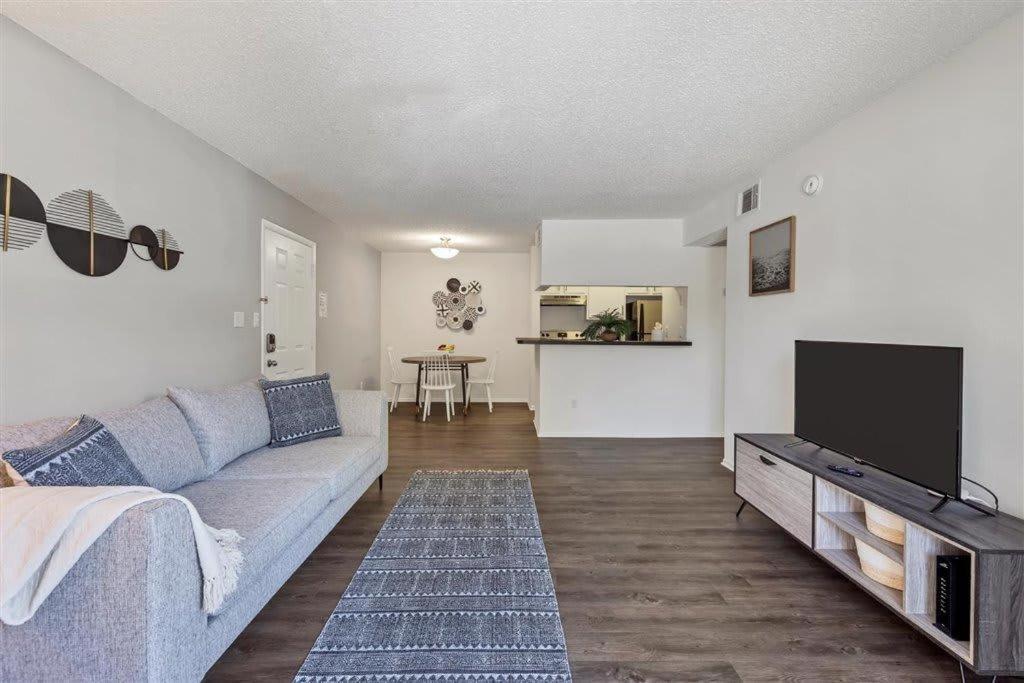Special Apartment 1Br With Gym And Parking Μπράντεντον Εξωτερικό φωτογραφία