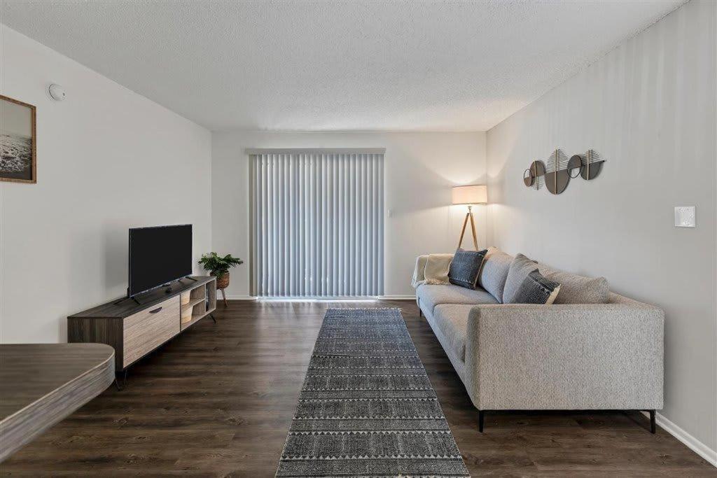 Special Apartment 1Br With Gym And Parking Μπράντεντον Εξωτερικό φωτογραφία